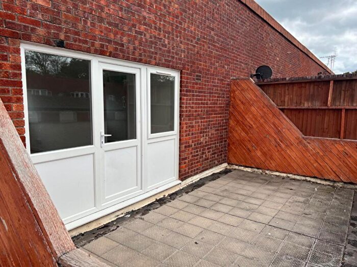 1 Bedroom Maisonette To Rent In Greenleys, MK12