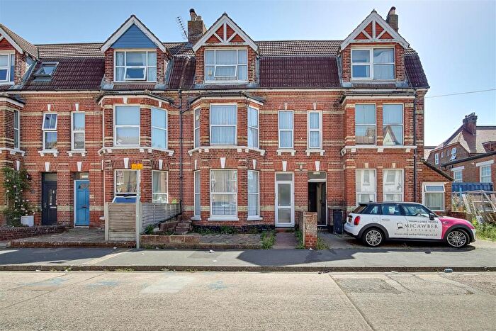 Studio To Rent In Bayford Road (Room ), Littlehampton, BN17
