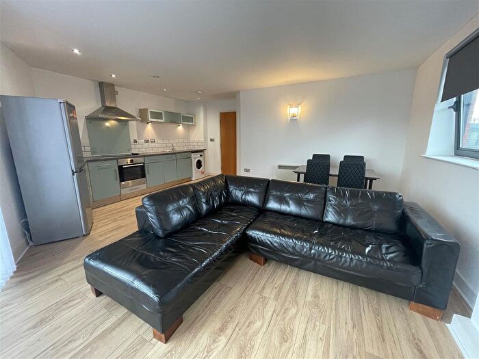 2 Bedroom Flat To Rent In West One City, Fitzwilliam Street, S1