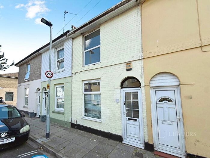 3 Bedroom Terraced House To Rent In Binsteed Road, Portsmouth, Hampshire, PO2