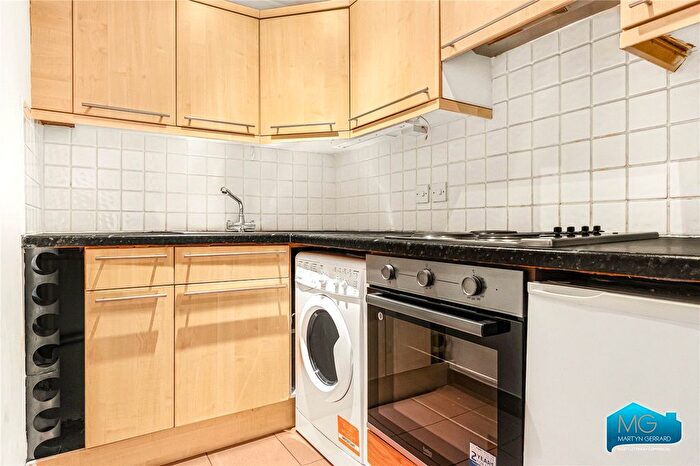 1 Bedroom Flat To Rent In Alexandra Park Road, London, N10