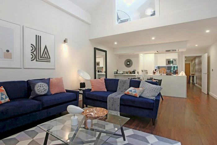 2 Bedroom Flat To Rent In Wharf Street, London, SE8