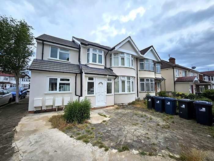 2 Bedroom Flat To Rent In Anthony Road, Greenford, UB6