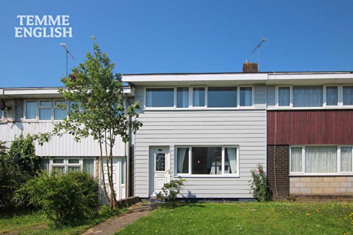 3 Bedroom Terraced House For Sale In Woolmer Green, Basildon, SS15