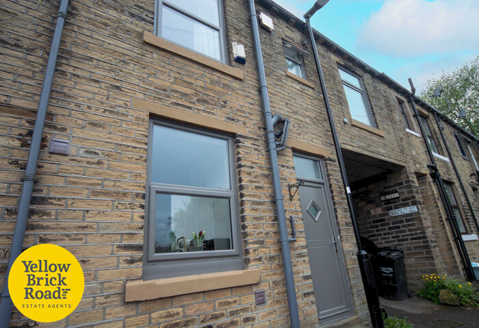 3 Bedroom Terraced House To Rent In Upper Bell Hall, Halifax, West Yorkshire, HX1