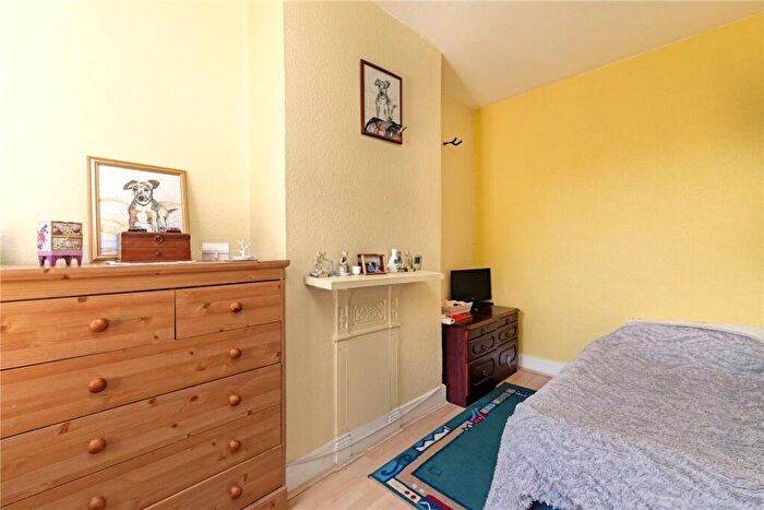 3 Bedroom Terraced House For Sale In Cowper Road, Cambridge, CB1