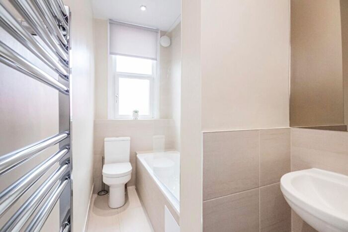 1 Bedroom Flat To Rent In Gorgie Road, Edinburgh, EH11