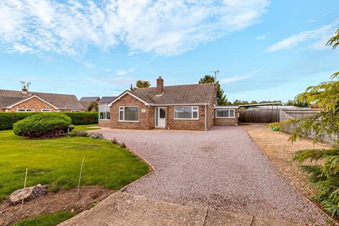 3 Bedroom Detached Bungalow For Sale In Woods Lane, Surfleet, PE11