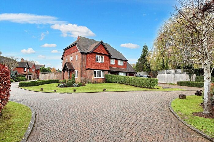 3 Bedroom Semi-Detached House For Sale In Folders Gardens, Burgess Hill, RH15