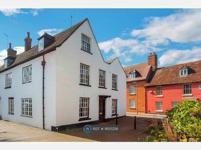 4 Bedroom Semi-Detached House To Rent In Market Square, Stony Stratford, Milton Keynes, MK11