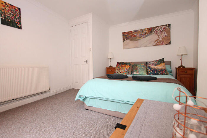 1 Bedroom Detached House To Rent In Lind Street, Ryde, PO33