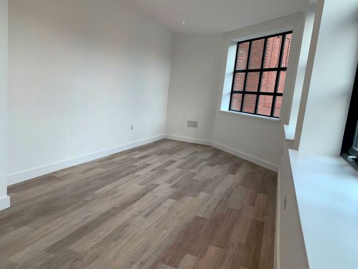 2 Bedroom Apartment To Rent In Digbeth O, Digbeth Square, Lombard Street, Birmingham, B12