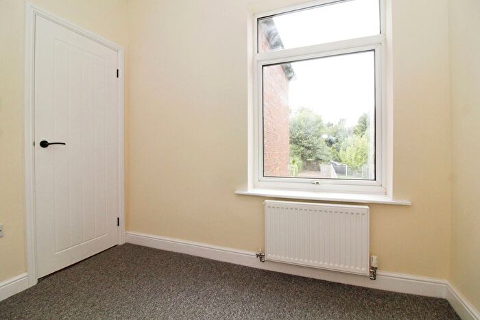 3 Bedroom Terraced House For Sale In Gray Street, Clowne, Chesterfield, S43