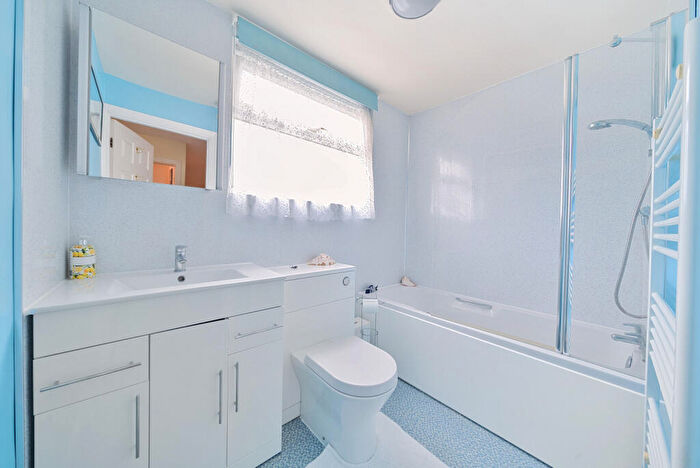 3 Bedroom Detached House For Sale In Bridge Road, Rudgwick, RH12