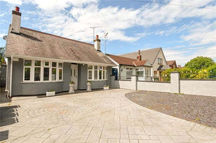 3 Bedroom Bungalow For Sale In Overchurch Road, Saughall Massie, Wirral, CH49