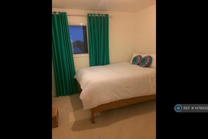 2 Bedroom Flat To Rent In Lewisham High Street, London, SE13