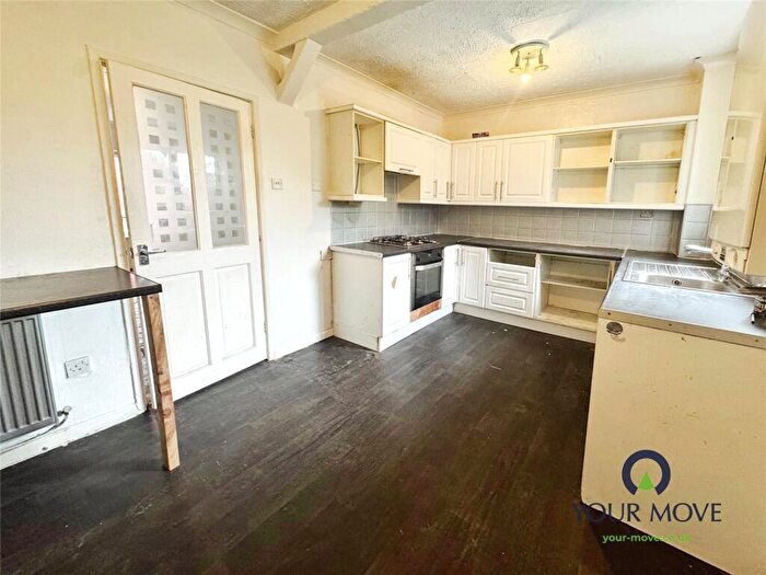 3 Bedroom Terraced House For Sale In Lord Street, Darwen, Lancashire, BB3