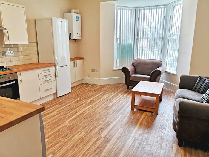 2 Bedroom Flat To Rent In Belle Grove Terrace, Newcastle Upon Tyne, NE2