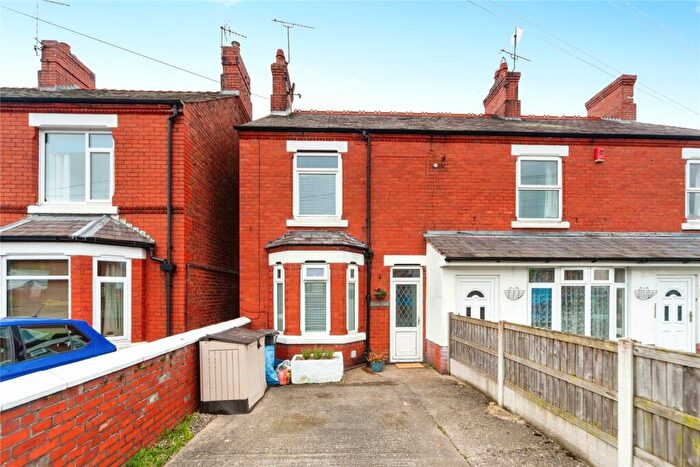 3 Bedroom End Of Terrace House For Sale In Hawarden Road, Caergwrle, Wrexham, Flintshire, LL12