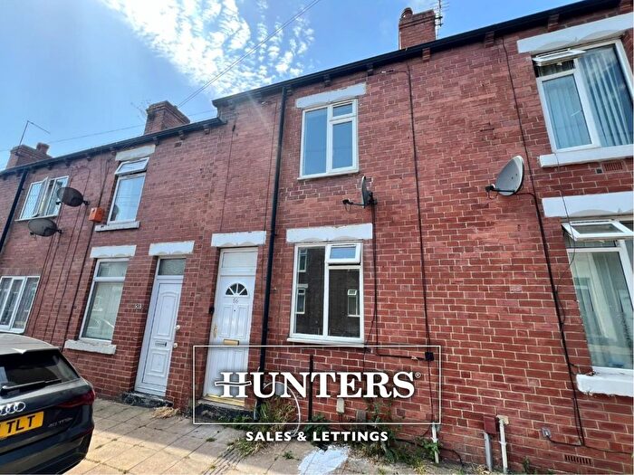 2 Bedroom Property To Rent In Cannon Street, Castleford, WF10