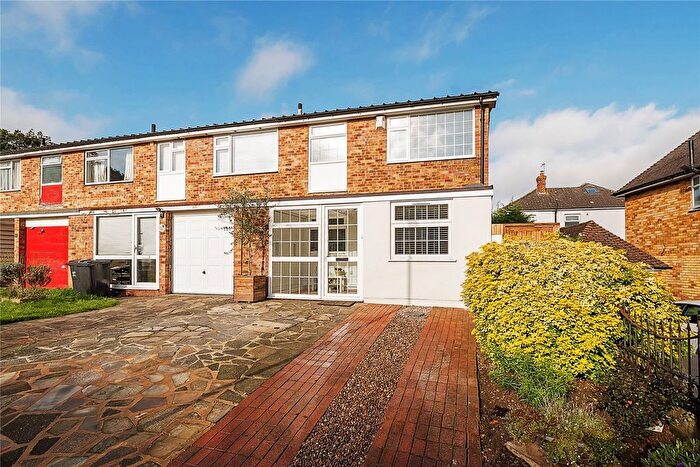 3 Bedroom End Of Terrace House For Sale In Hilda Vale Road, Orpington, BR6