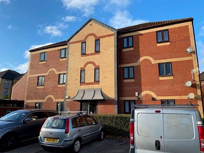 1 Bedroom Flat To Rent In Shortwood View, Kingswood, Bristol, BS15
