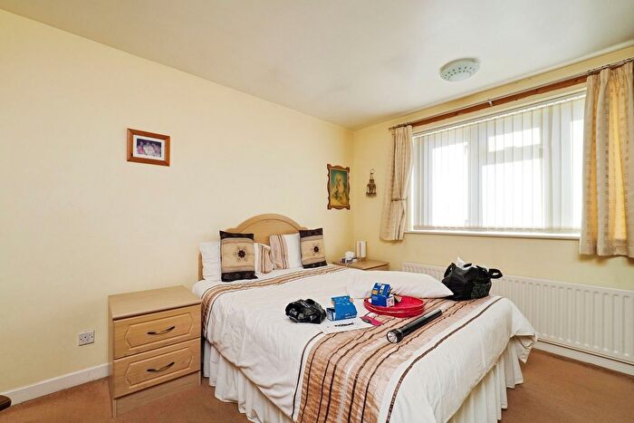 4 Bedroom Detached House For Sale In Charlotte Grove, Bramcote, Nottingham, NG9