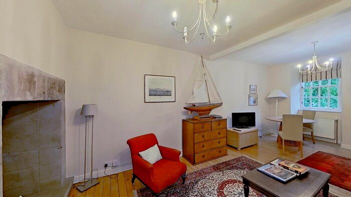 1 Bedroom Flat To Rent In Coinyie House Close, Edinburgh, EH1