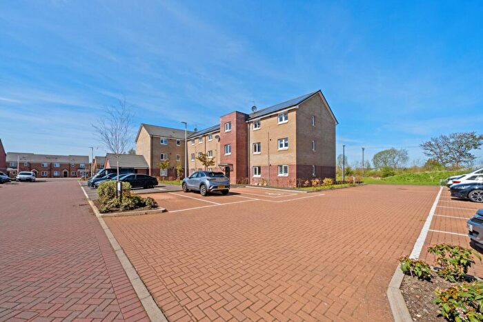 2 Bedroom Flat For Sale In Thornbank Crescent, Falkirk, FK2