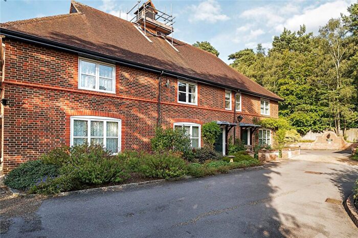 2 Bedroom Retirement Property For Sale In Mytchett Heath, Mytchett, Camberley, GU16