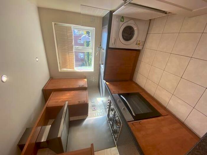 3 Bedroom Property To Rent In Valley Road Stoke, Coventry, CV2