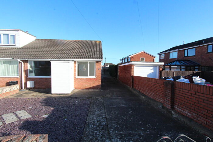 2 Bedroom Semi-Detached Bungalow For Sale In Bentley Avenue, Gwersyllt, LL11