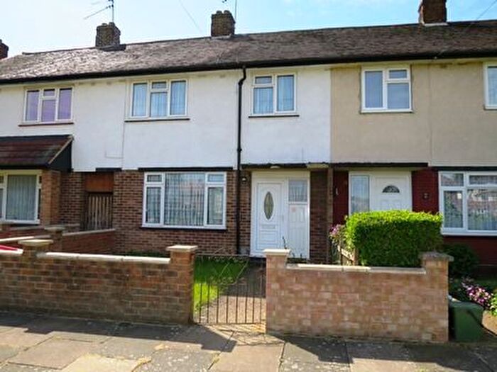 3 Bedroom Terraced House To Rent In Trevor Close, Northolt, UB5