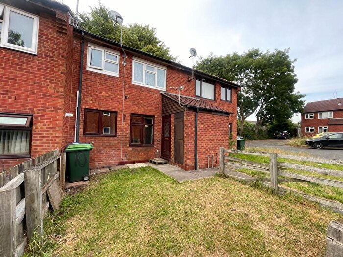 1 Bedroom Flat To Rent In Harrowby Drive, Tipton, DY4