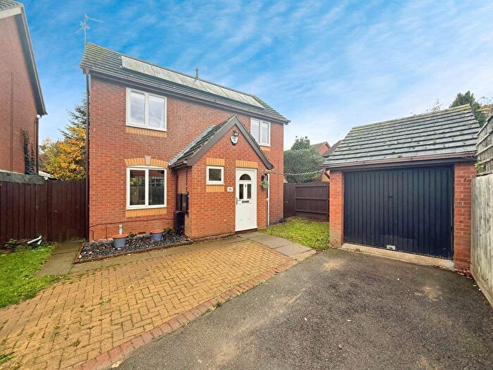 3 Bedroom Detached House For Sale In Houghton Avenue, Peterborough, PE2