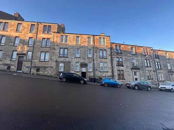 1 Bedroom Flat For Sale In / Murdieston Street, Greenock, PA15