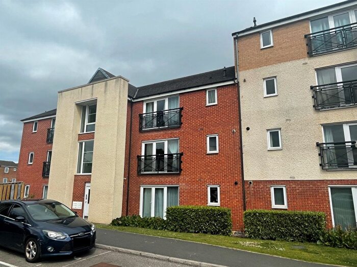 2 Bedroom Flat For Sale In Brusselton Court, Stockton-On-Tees, TS18