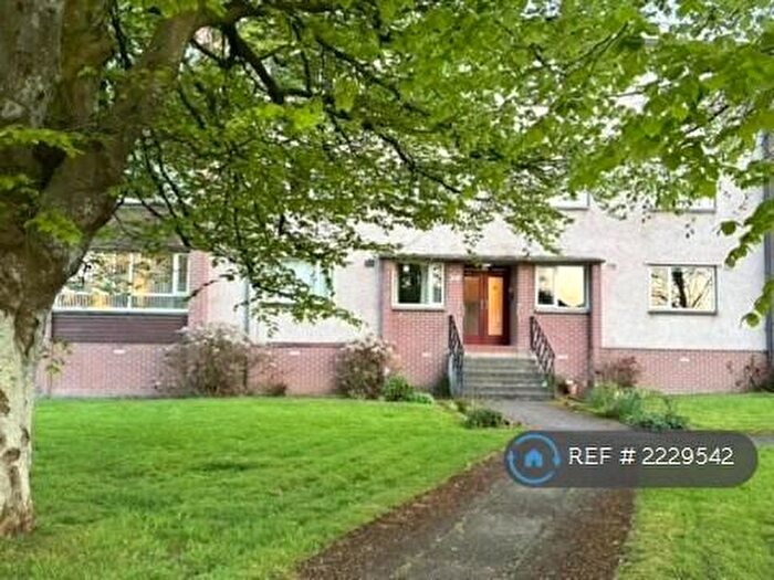 2 Bedroom Flat To Rent In Castleton Drive, Glasgow, G77