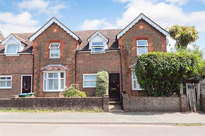 1 Bedroom Flat For Sale In Victory Road, Horsham, RH12