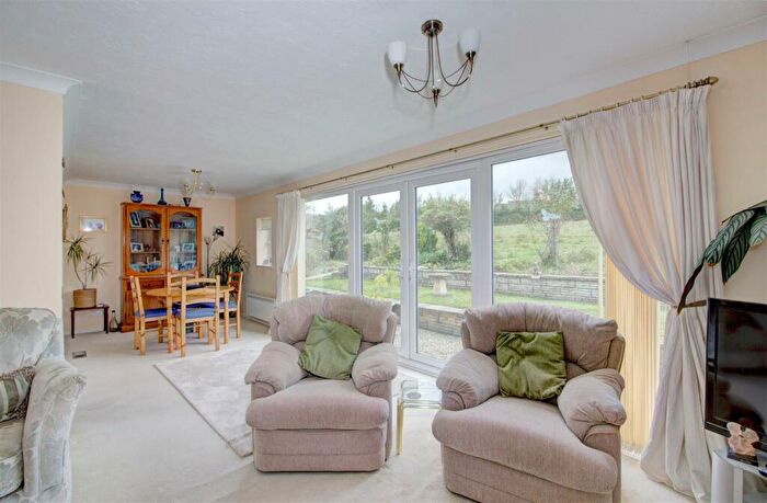 3 Bedroom Bungalow For Sale In Vale Leaze, Little Somerford, SN15