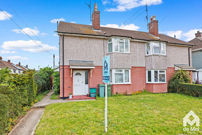 1 Bedroom Maisonette For Sale In Lee Close, Cheltenham, GL51