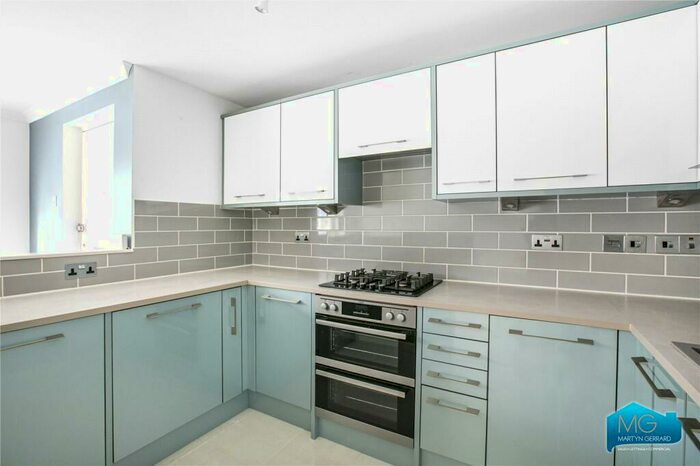 2 Bedroom Property To Rent In Church Lane, Crouch End, London, N8