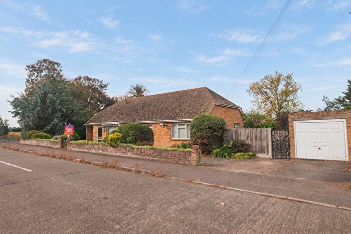 3 Bedroom Bungalow For Sale In Noble Gardens, Garlinge, Kent, CT9