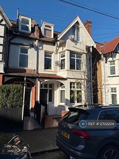 1 Bedroom Flat To Rent In Guilford Avenue, Surbiton, KT5