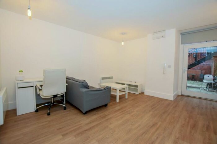1 Bedroom Flat To Rent In Town Hall, Bexley Square, Salford, M3