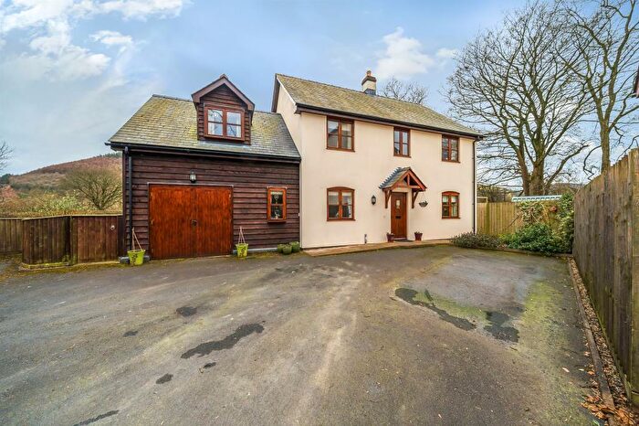 4 Bedroom Detached House For Sale In New Radnor, Powys, LD8