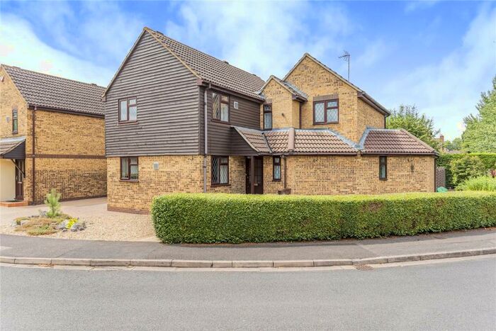 5 Bedroom Detached House To Rent In Albany Park Drive, Winnersh, Wokingham, Berkshire, RG41