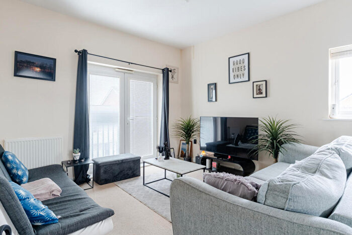 2 Bedroom Flat For Sale In Gascoigns Way, Charlton Hayes, Bristol, BS34