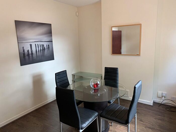 2 Bedroom Terraced House To Rent In Hawthorne Grove, Beeston, NG9