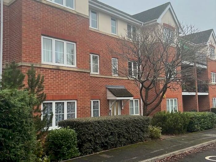 2 Bedroom Apartment To Rent In Basingfield Close, RG24